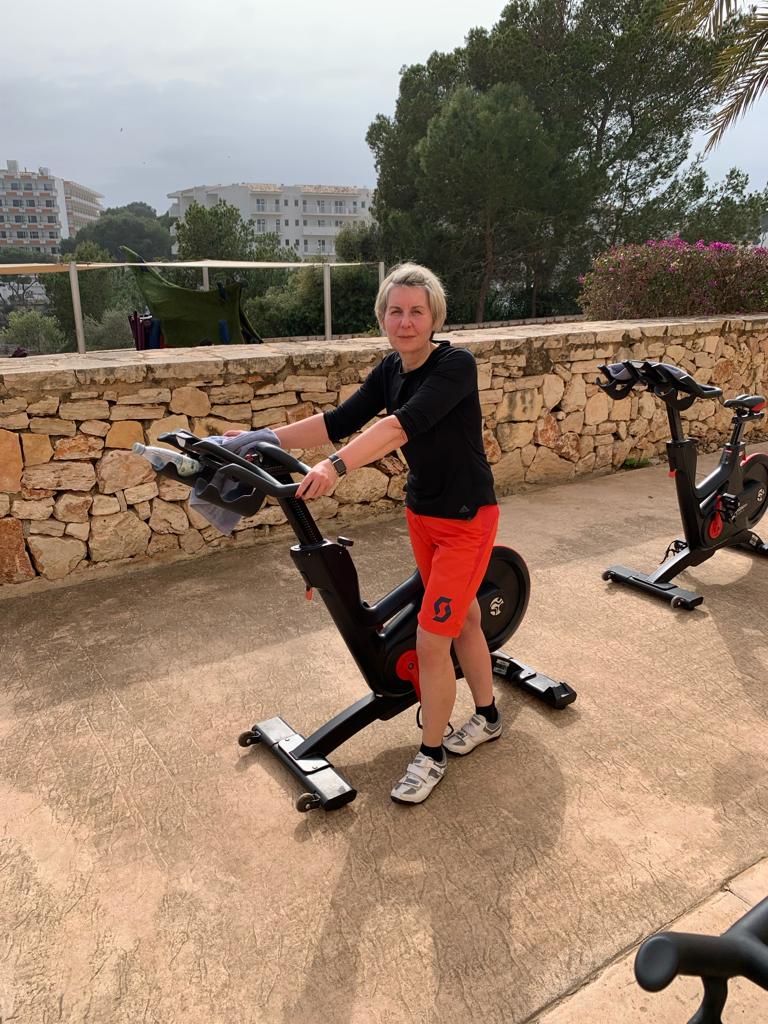 Kathrin Brust Training Foto Cycling
